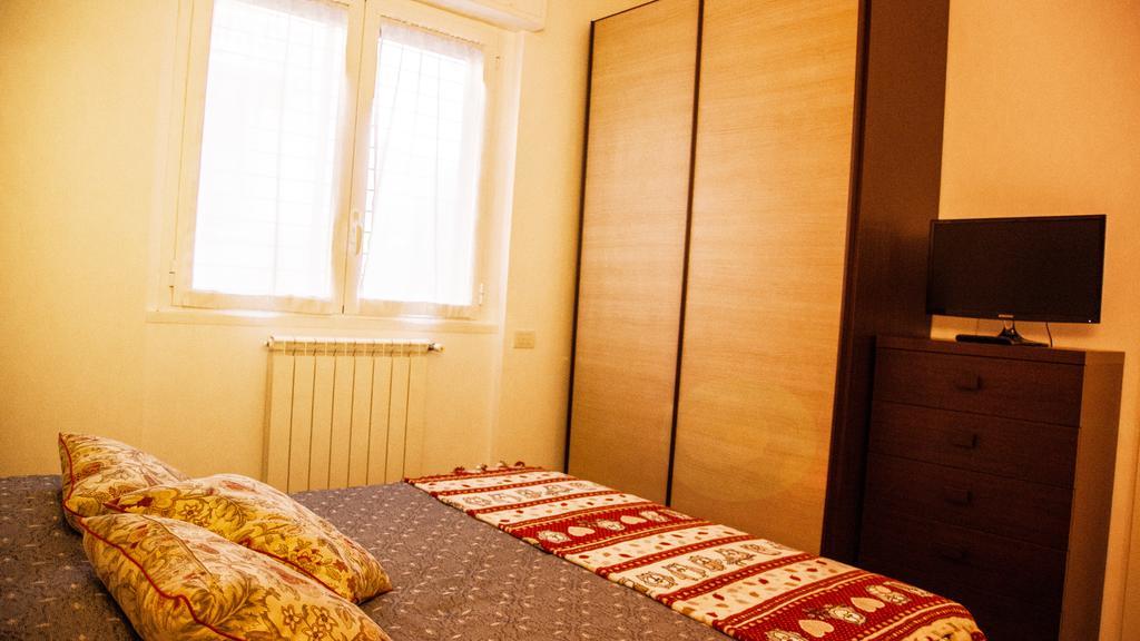 La Casetta B&B Cernusco Sul Naviglio Δωμάτιο φωτογραφία